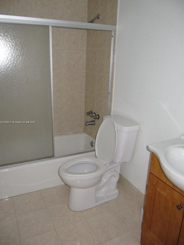VILLAGE OF KINGS CREEK CO - Residential Lease