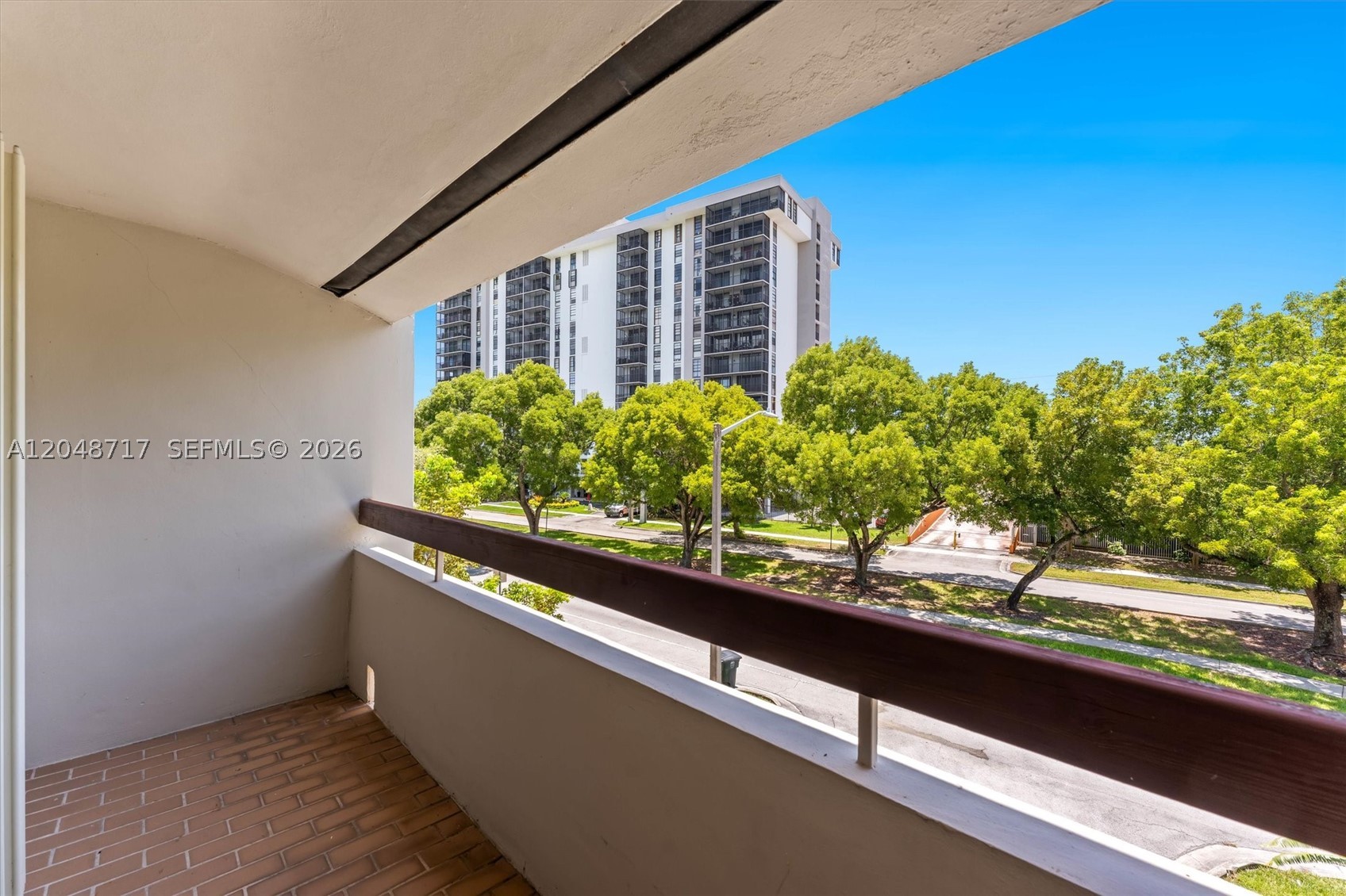 CASA BELLA VILLAS - Residential