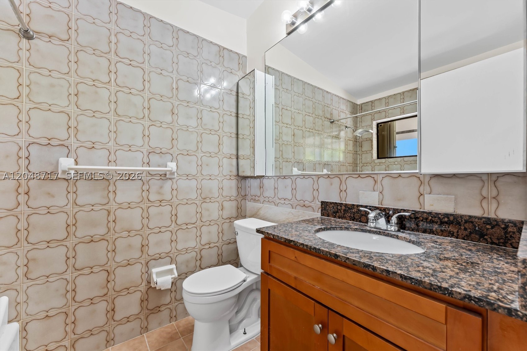 CASA BELLA VILLAS - Residential