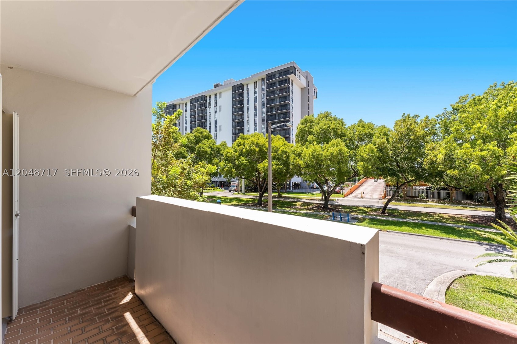 CASA BELLA VILLAS - Residential