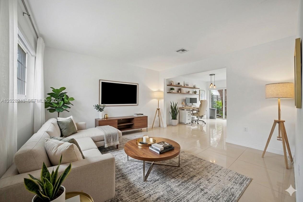 KENDALL PALMS A CONDO - Residential Lease