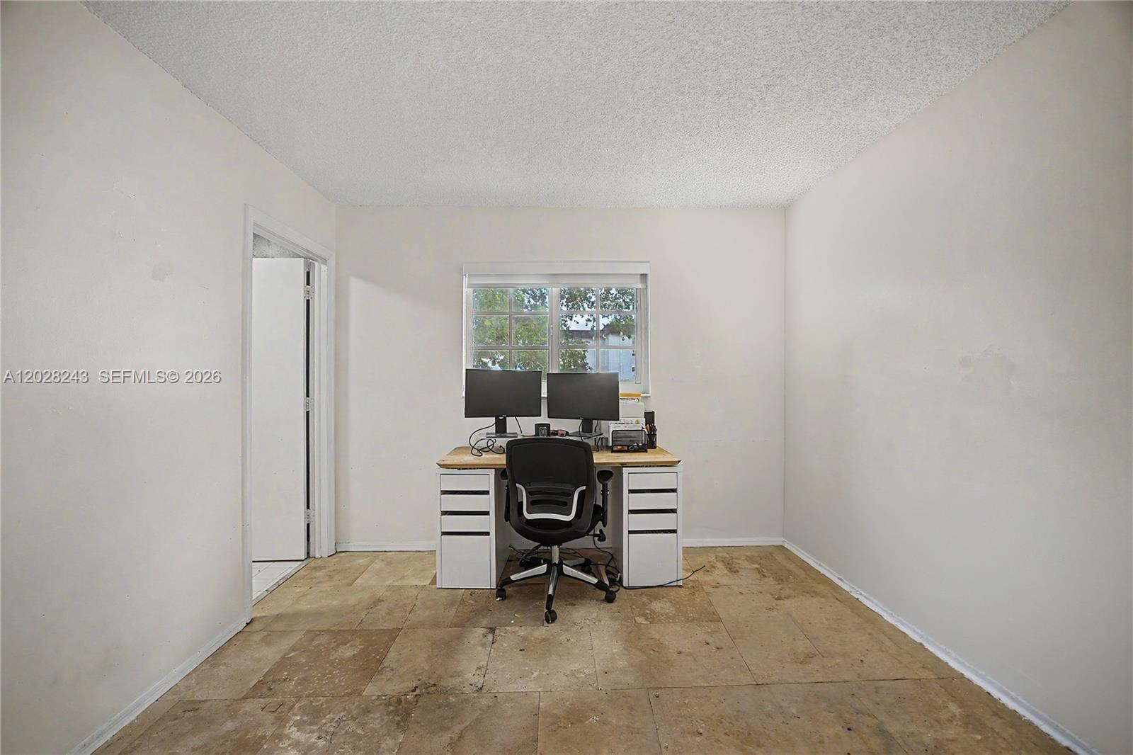 KENDALL PALMS A CONDO - Residential Lease