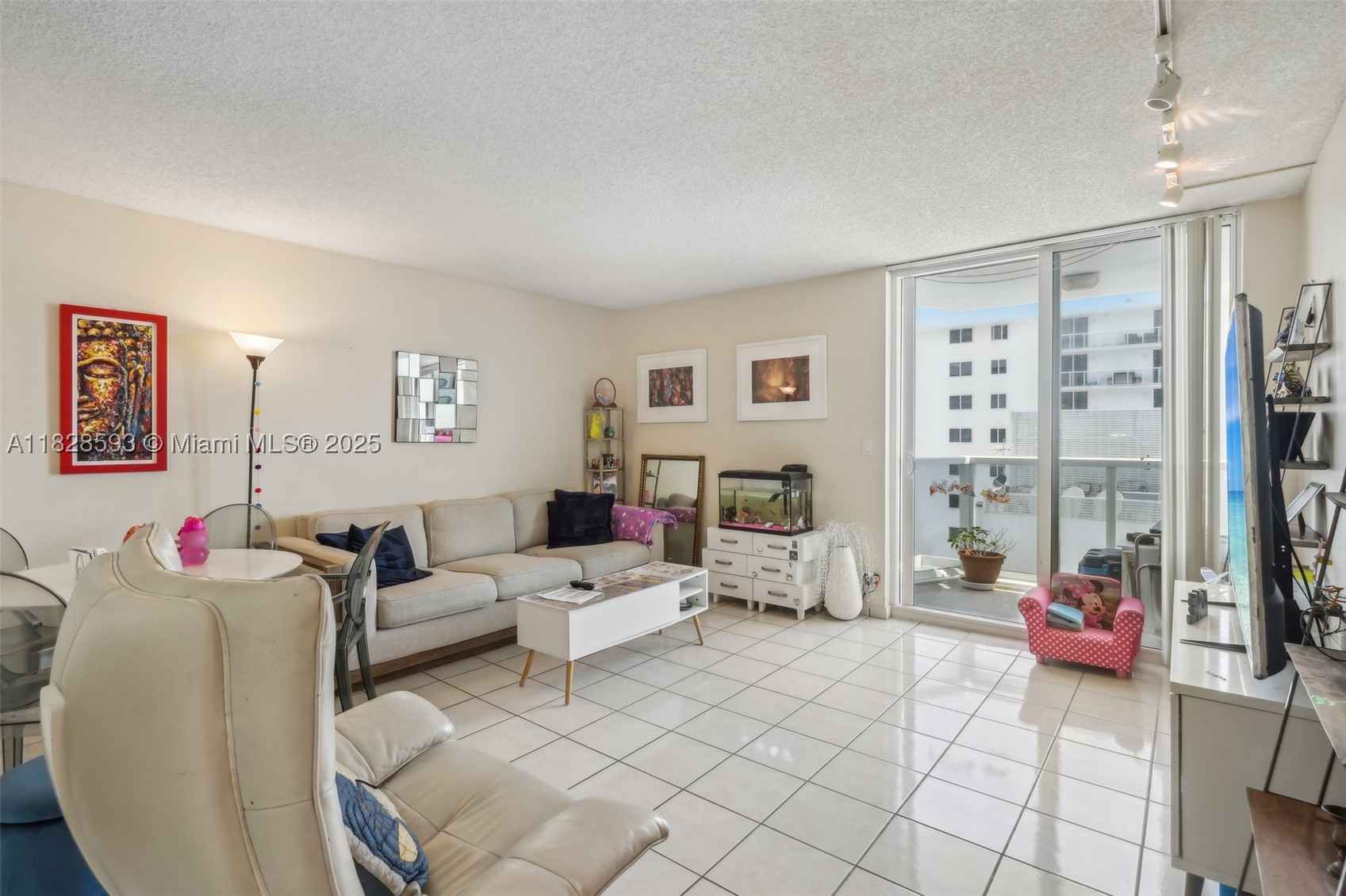 THE RIVIERA CONDO - Residential