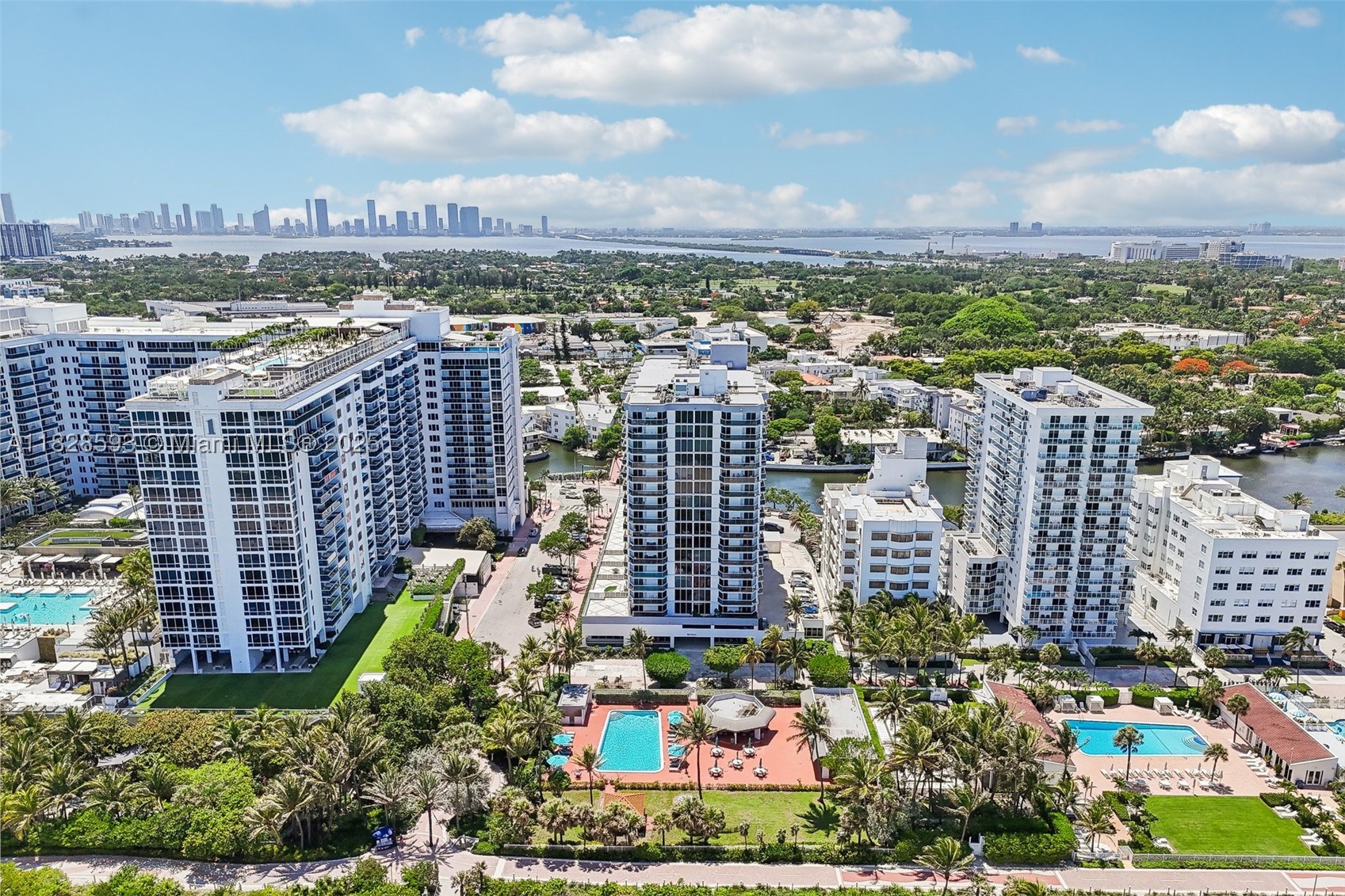 THE RIVIERA CONDO - Residential