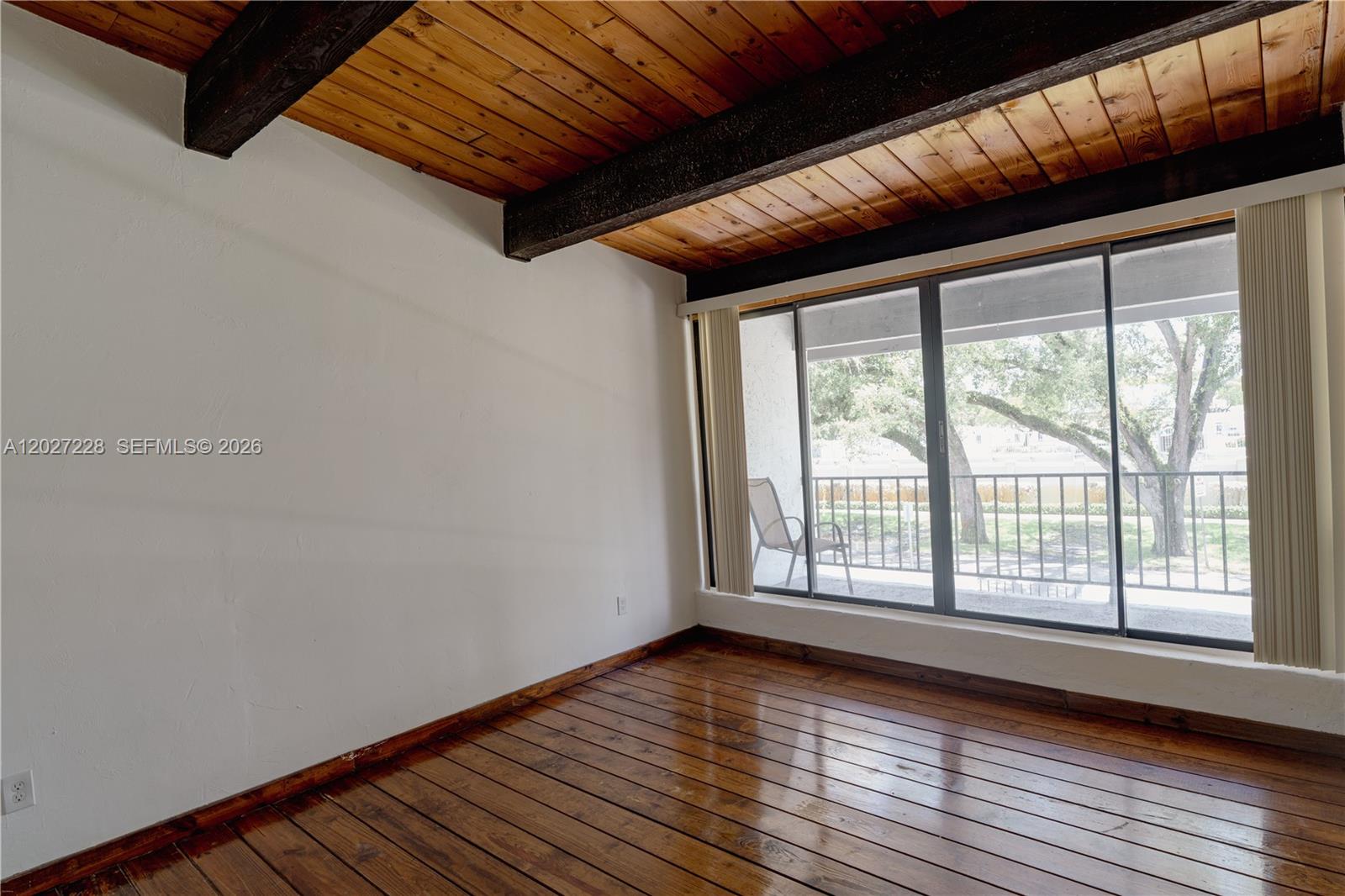 RIVERWOOD SEC 3 - Residential Lease