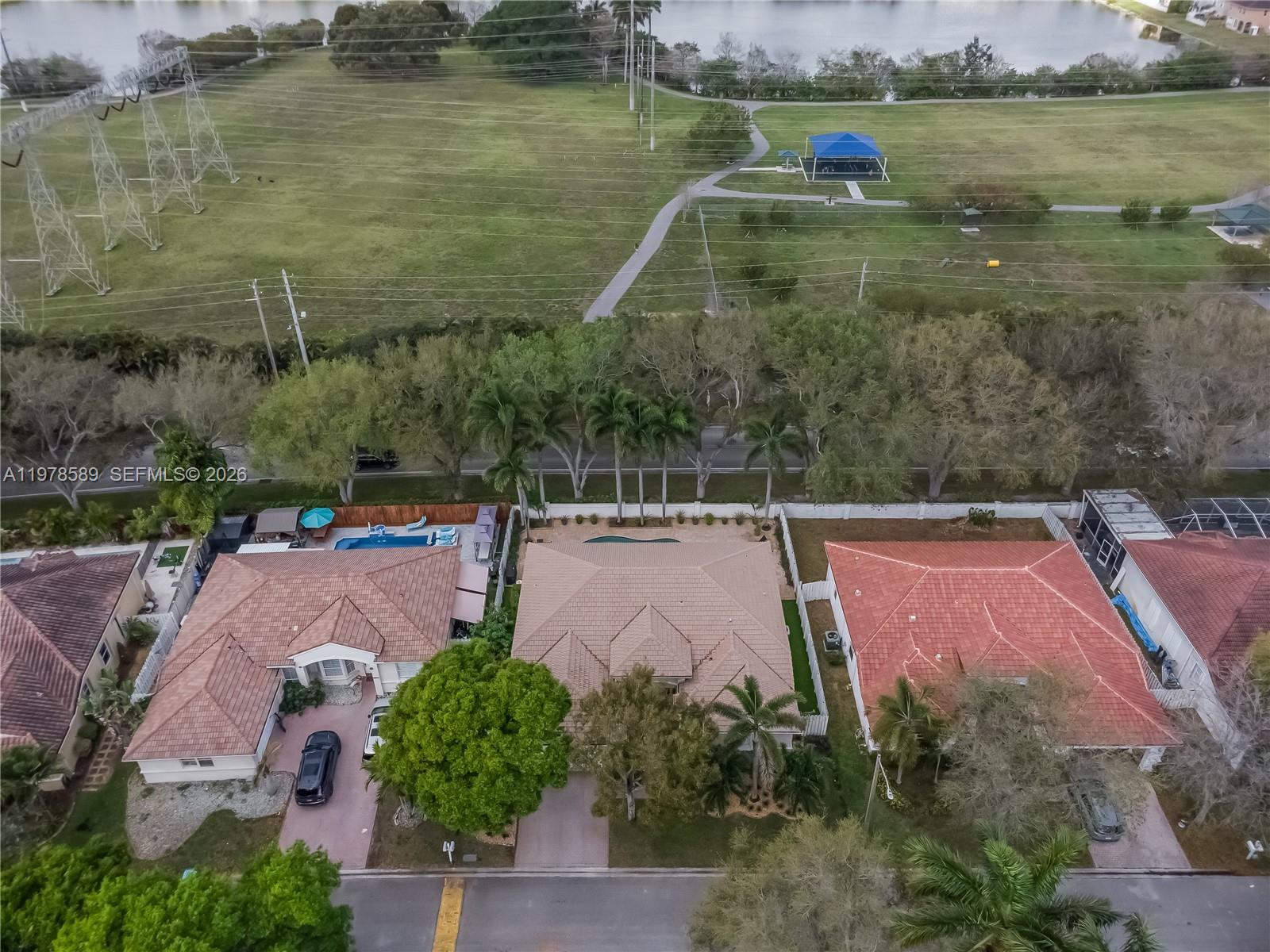 BANYAN OAKRIDGE PLAT - Residential