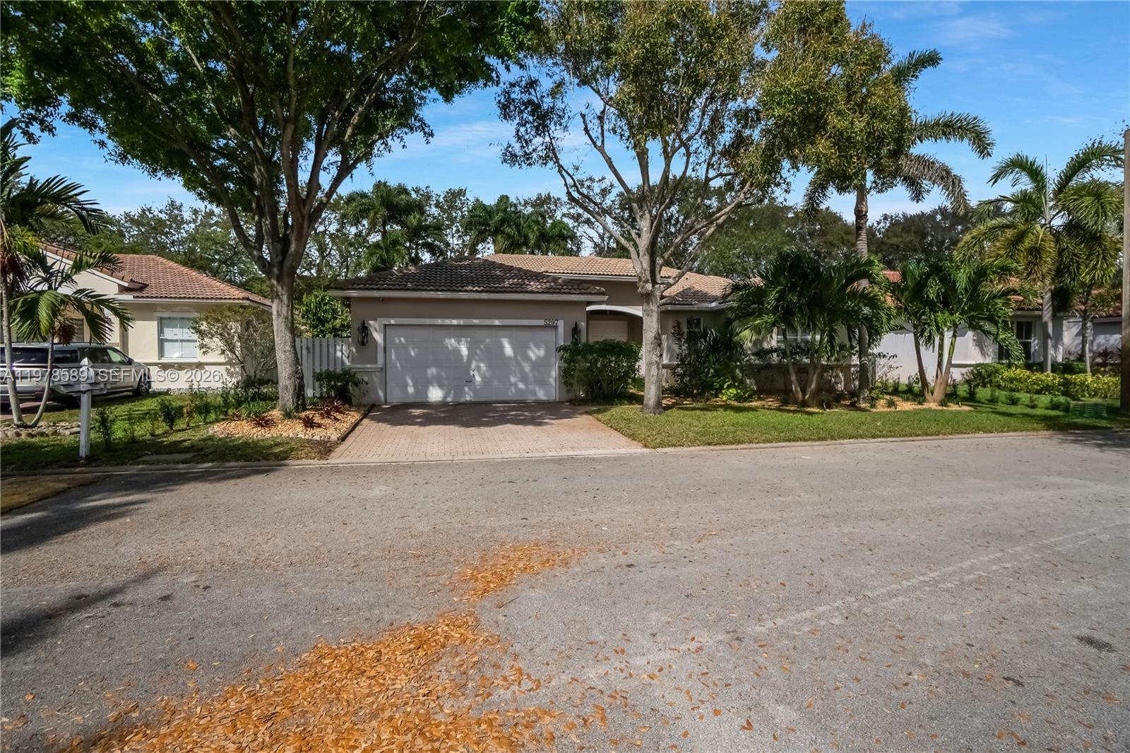 BANYAN OAKRIDGE PLAT - Residential