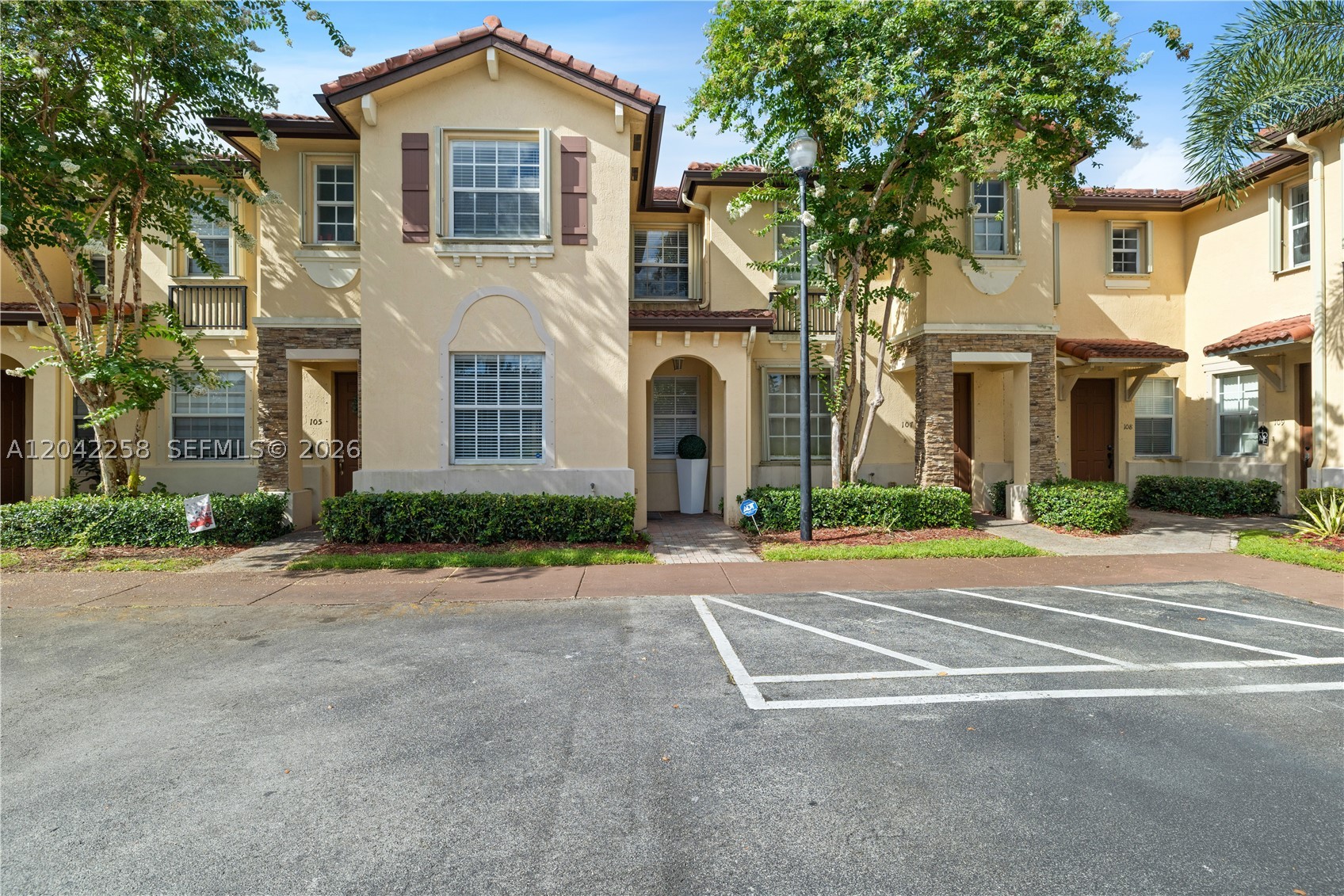 VILLAS AT CARMEL CONDO NO - Residential