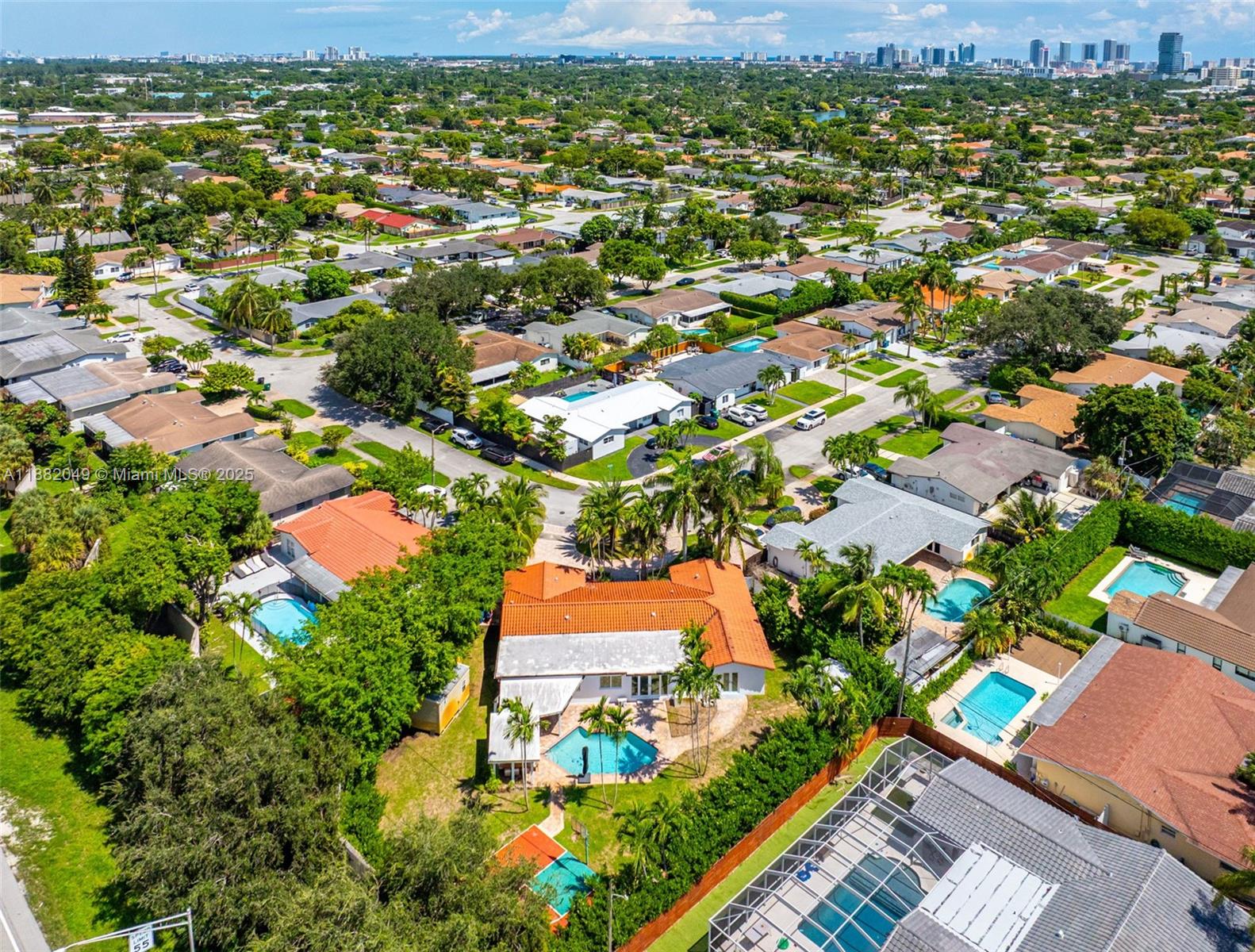 HIGHLAND GARDENS - Residential