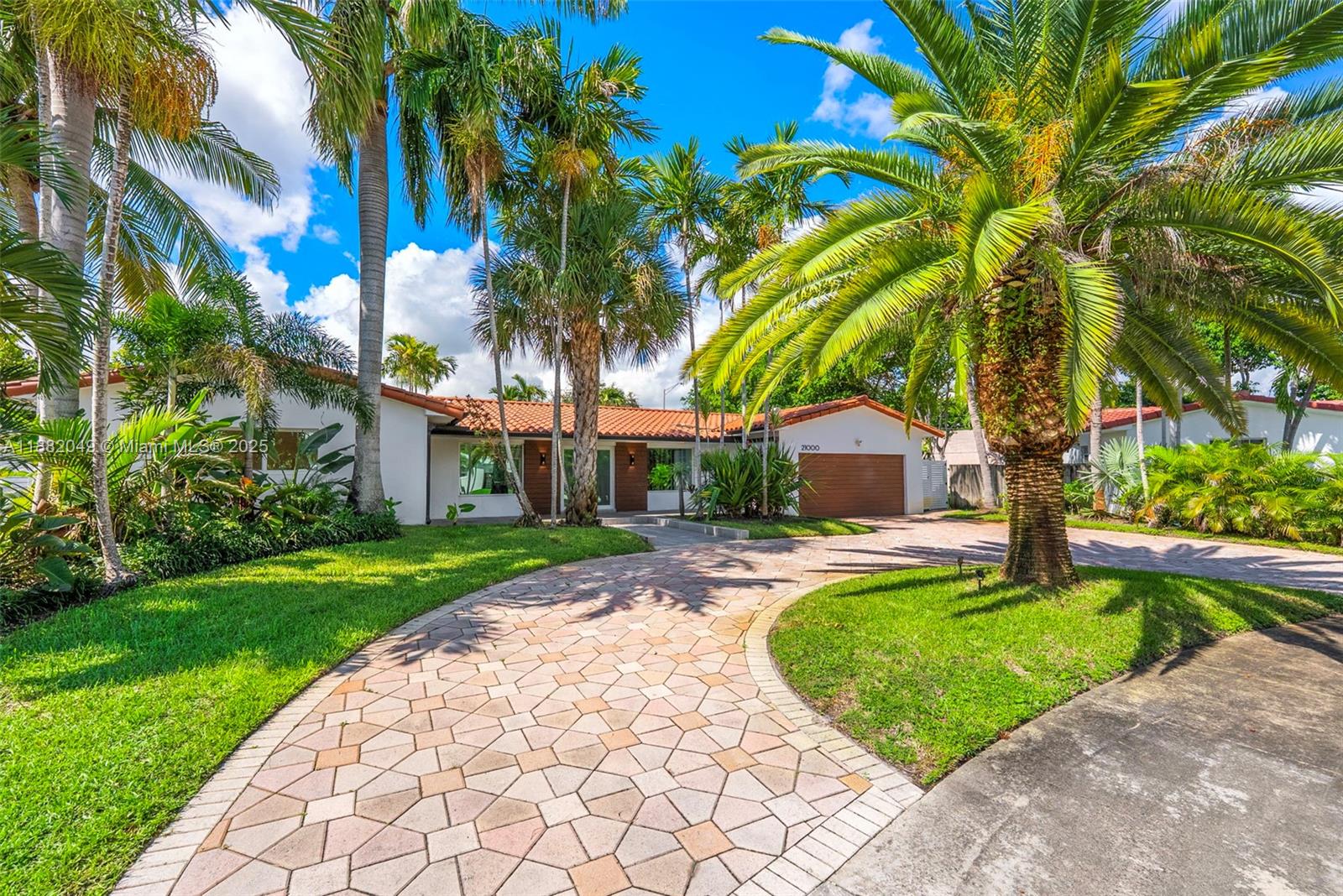 HIGHLAND GARDENS - Residential