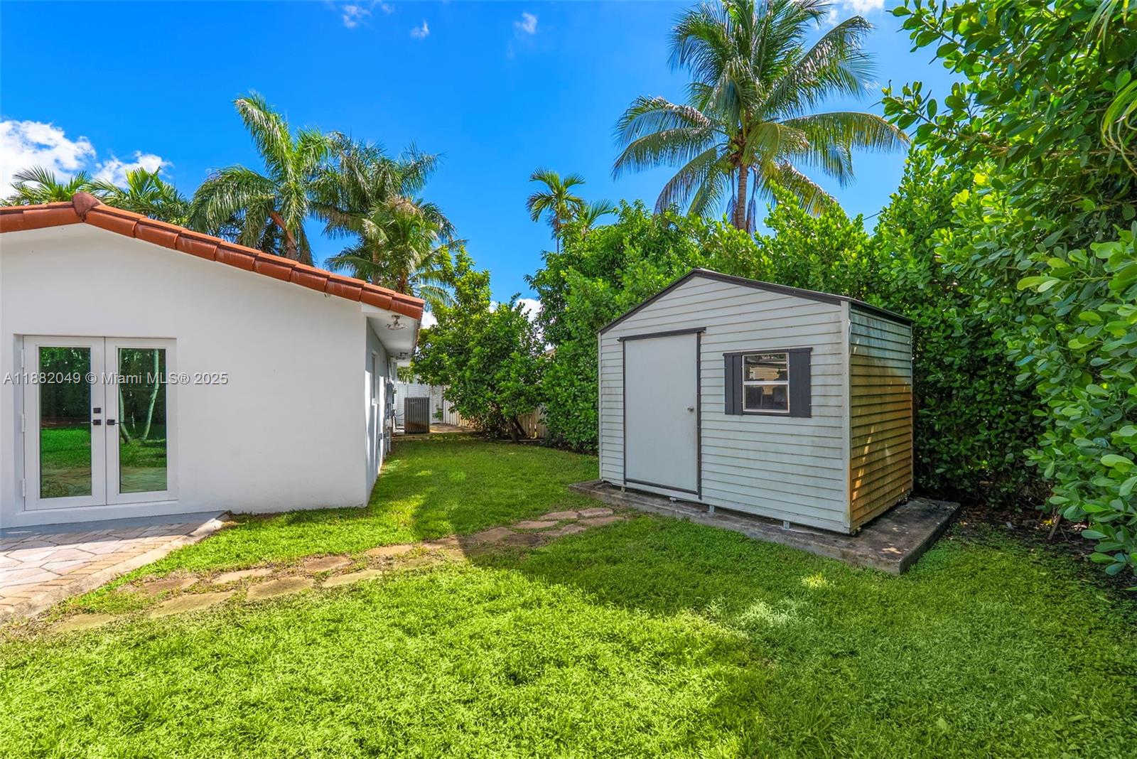 HIGHLAND GARDENS - Residential