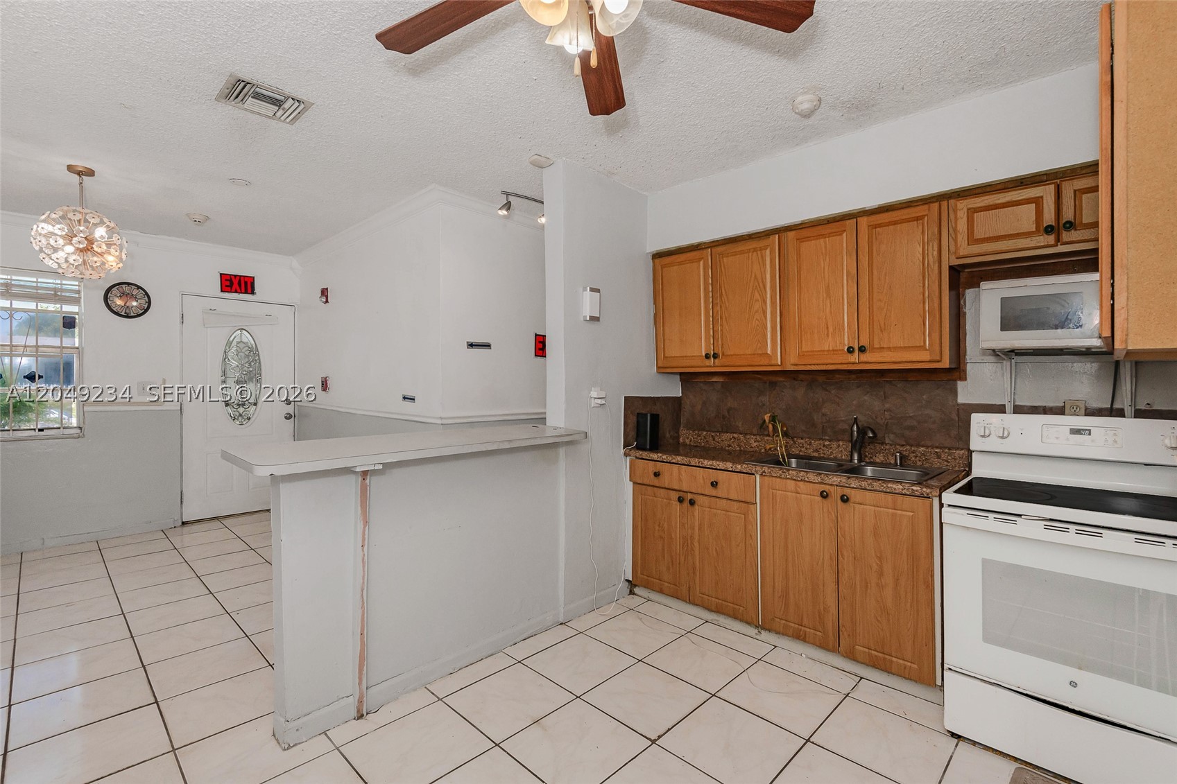 MYRTLE GROVE 1ST ADDN - Residential