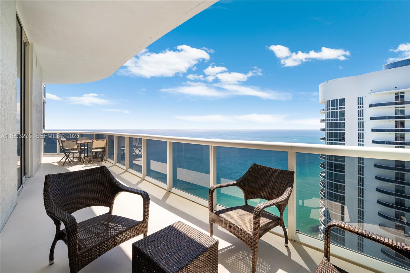 TDR TOWER I CONDO - Residential