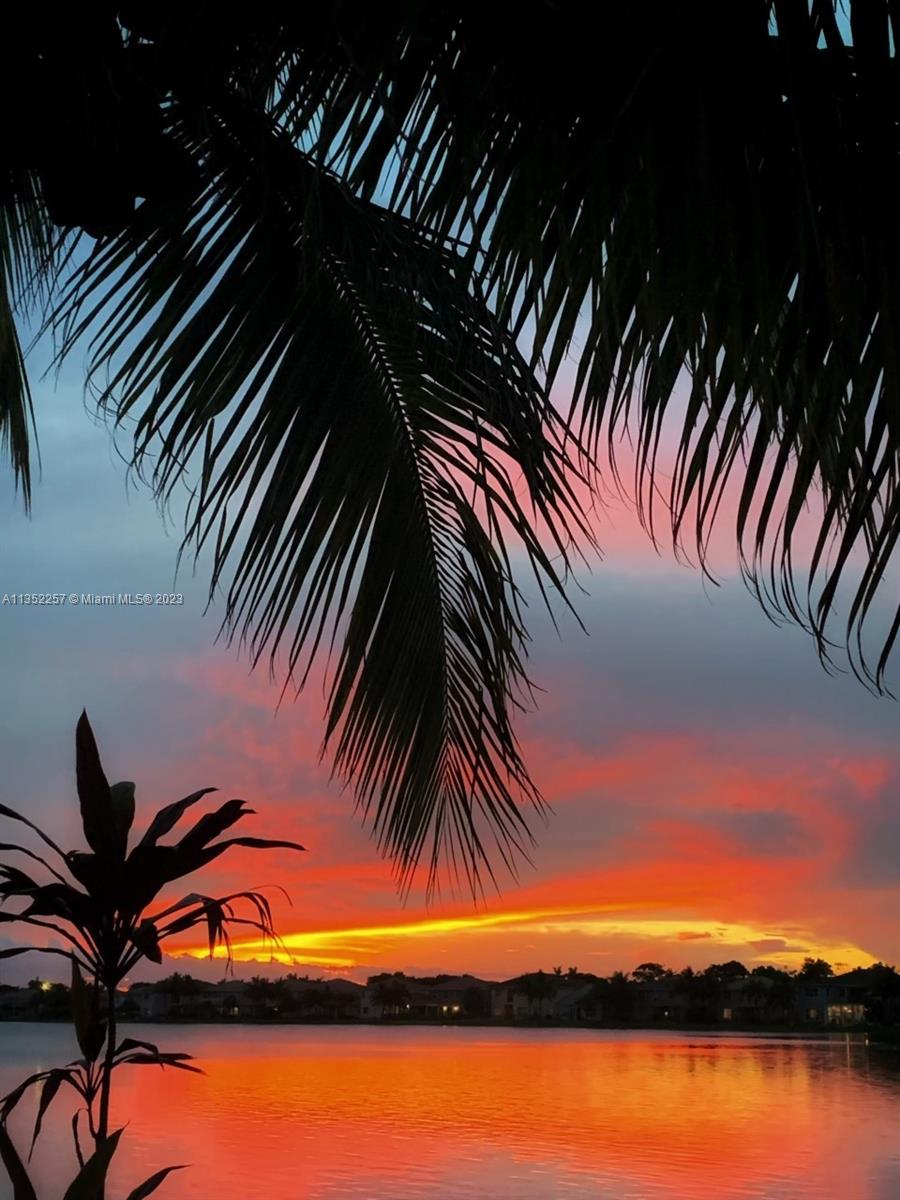 Sunset Falls - Residential