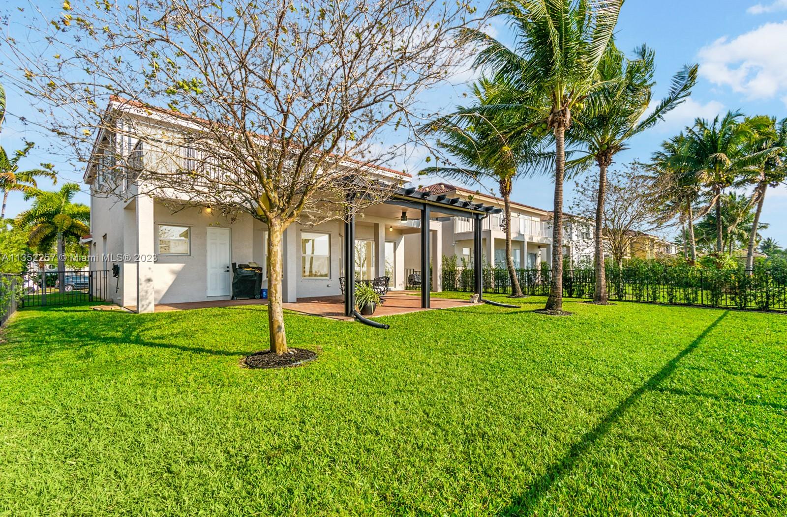Sunset Falls - Residential