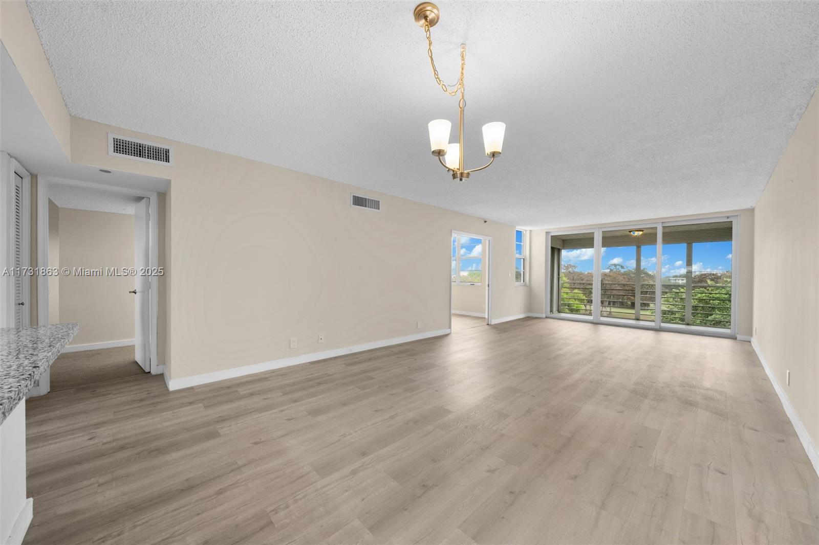 NO 104 PALM-AIRE COUNTRY - Residential Lease