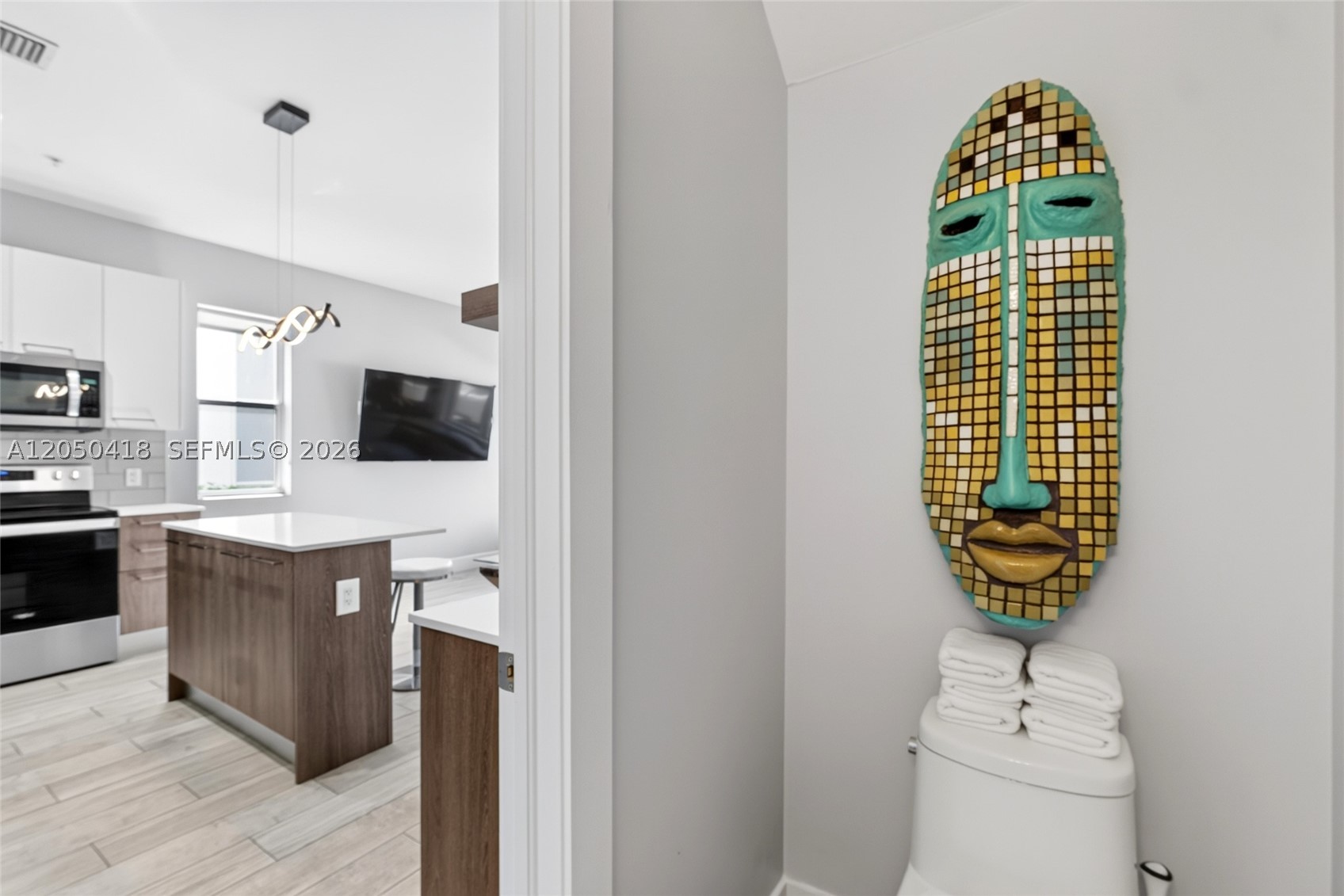 URBAN VILLAGE AT 5TH AVE - Residential