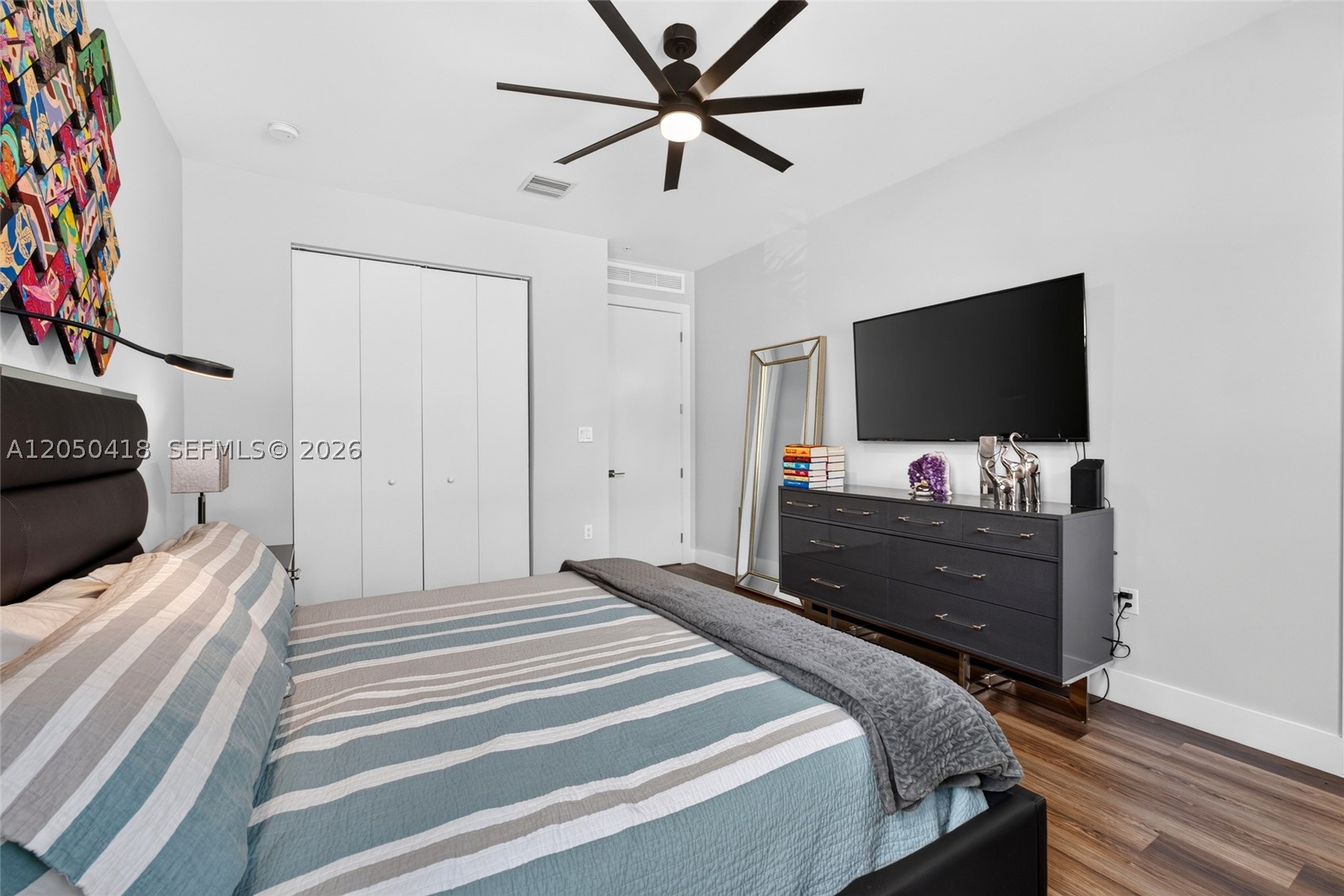 URBAN VILLAGE AT 5TH AVE - Residential