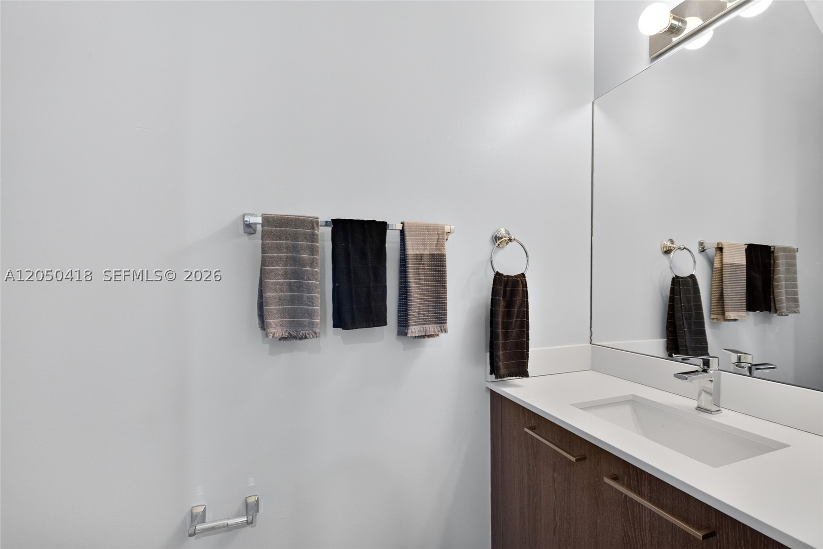 URBAN VILLAGE AT 5TH AVE - Residential