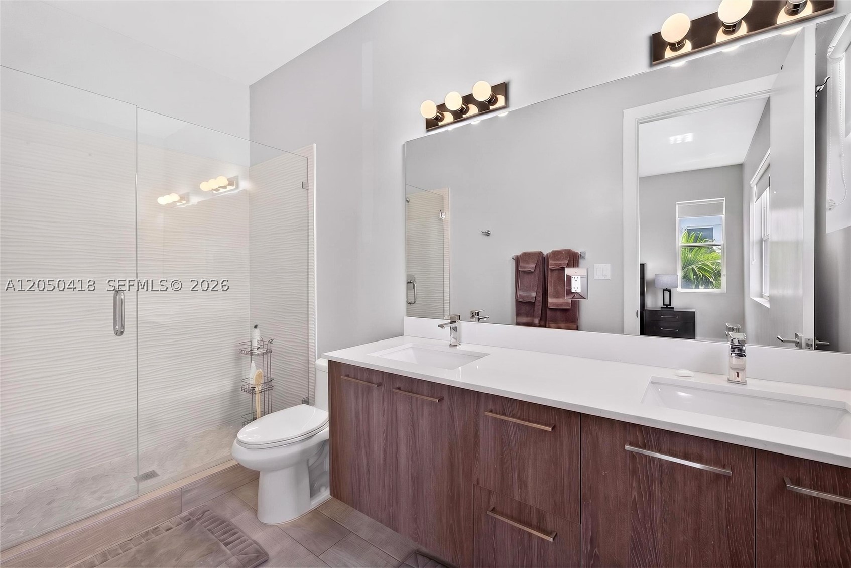 URBAN VILLAGE AT 5TH AVE - Residential