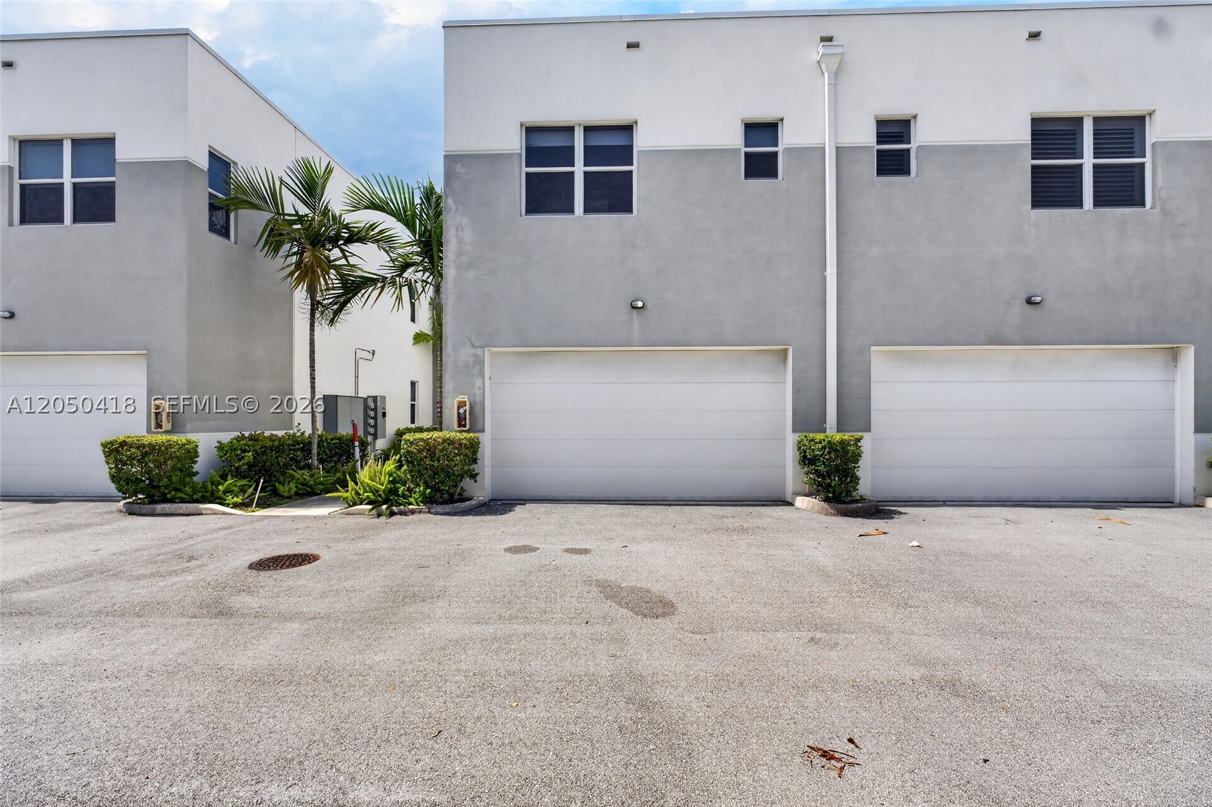 URBAN VILLAGE AT 5TH AVE - Residential