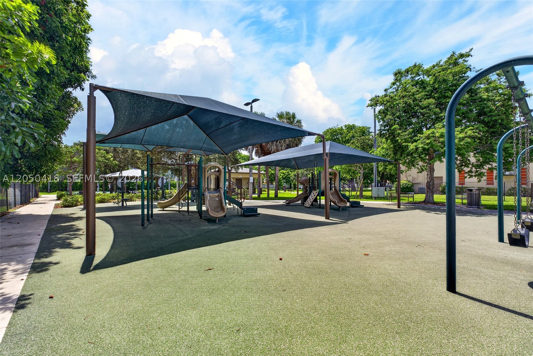 URBAN VILLAGE AT 5TH AVE - Residential