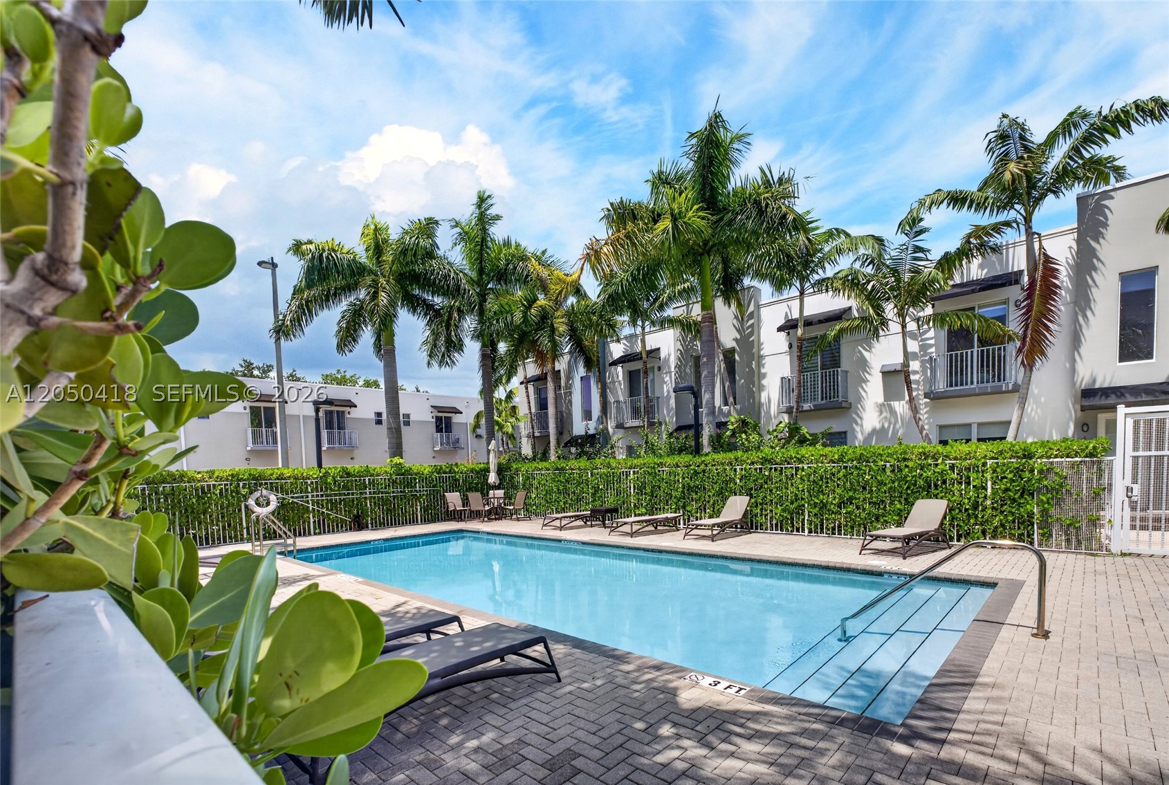 URBAN VILLAGE AT 5TH AVE - Residential