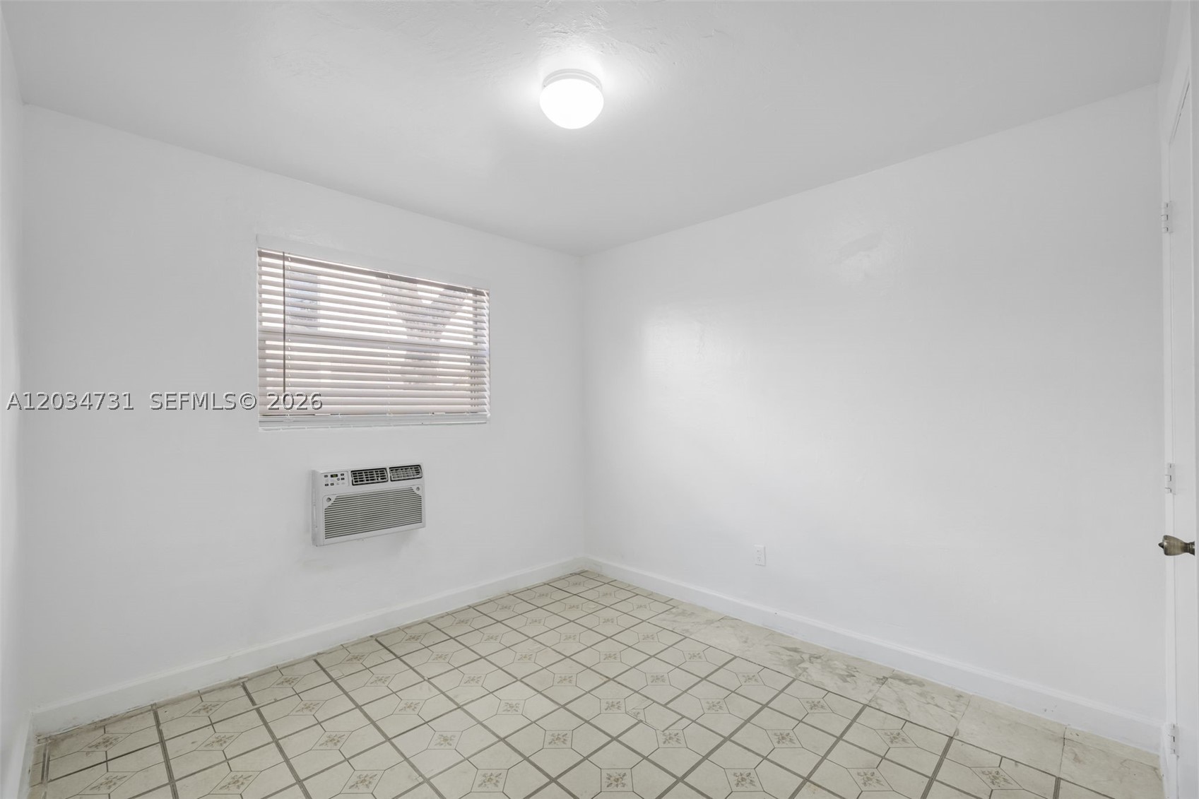 IDLEWILD PARK - Residential Lease