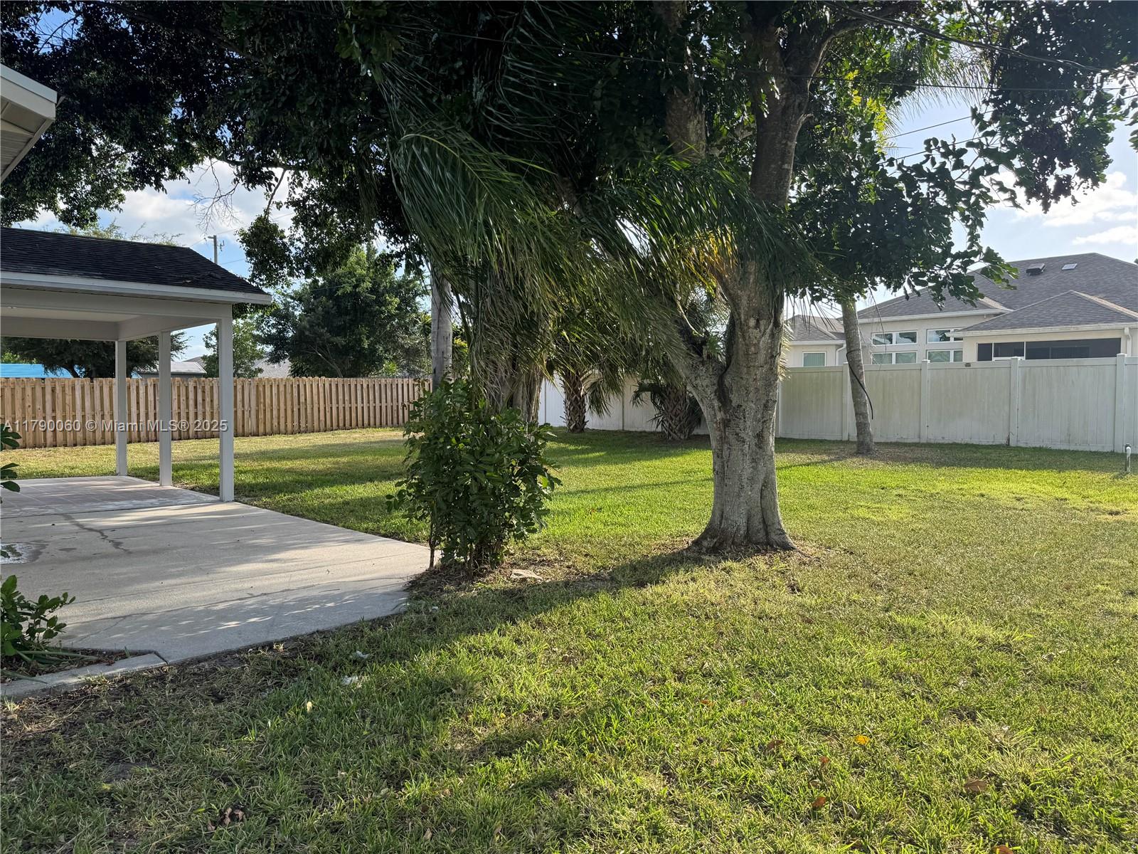 PORT ST LUCIE SECTION 33 - Residential