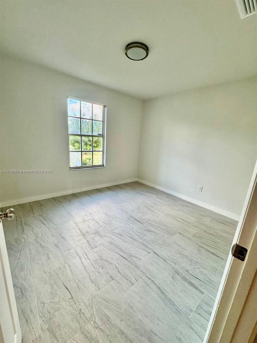 PORT ST LUCIE SECTION 33 - Residential