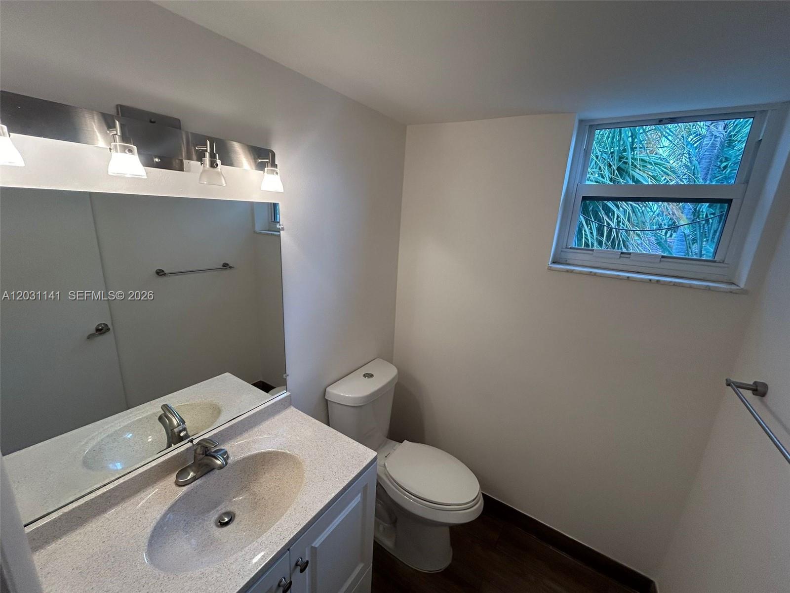 GATELAND VILLAGE SEC C CO - Residential Lease