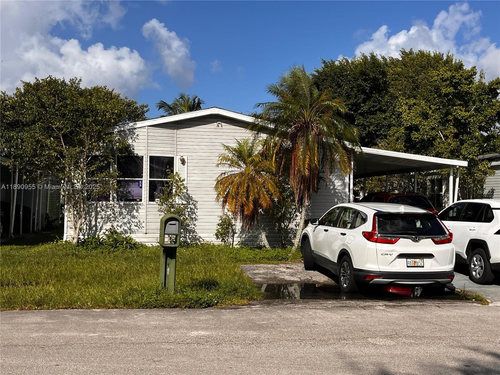 Fantastic Investment Opportunity in Davie! This unique 4-bed, 2-bath mobile home is a rare find with amazing income potential. The property is currently configured as a main 2-bedroom, 1-bath home plus two separate rented efficiencies, sharing a bathroom.
Whether you're looking to live in the main unit and generate passive income, or rent out all three units for maximum cash flow, this property delivers flexibility and strong returns. Each efficiency is already rented, making it a turnkey investment with immediate rental income.
Located in a quiet and convenient area of Davie, close to highways, shopping, and schools. No HOA. Plenty of parking space and a spacious yard.
Investor or homeowner, this property is a smart move! Schedule your showing today!