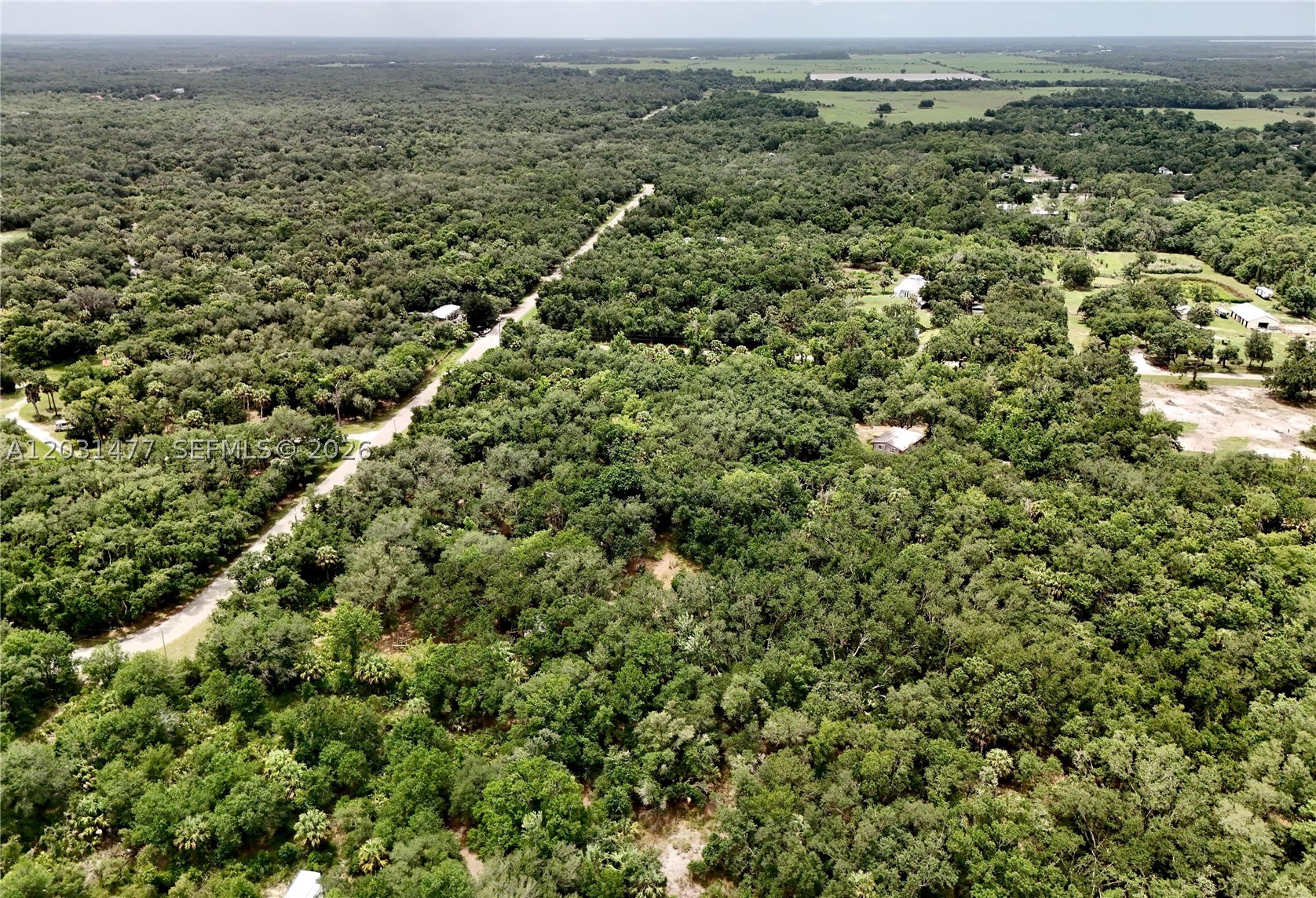 HIDDEN ACRES - Land