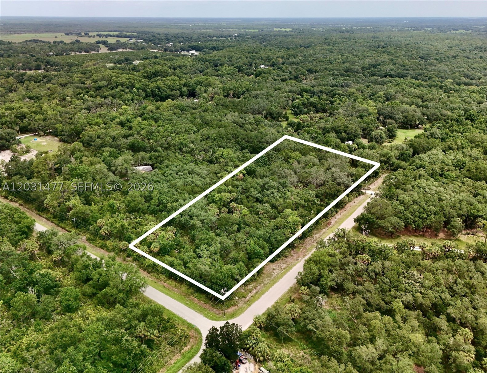 HIDDEN ACRES - Land