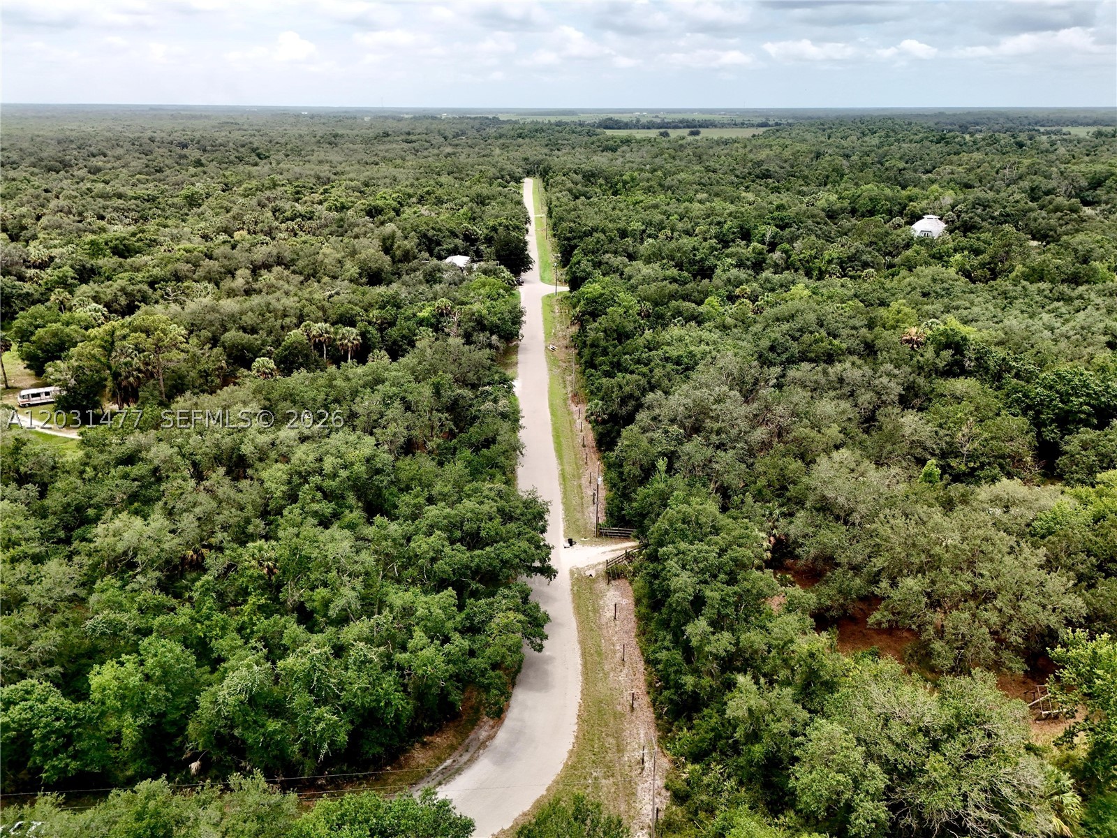 HIDDEN ACRES - Land