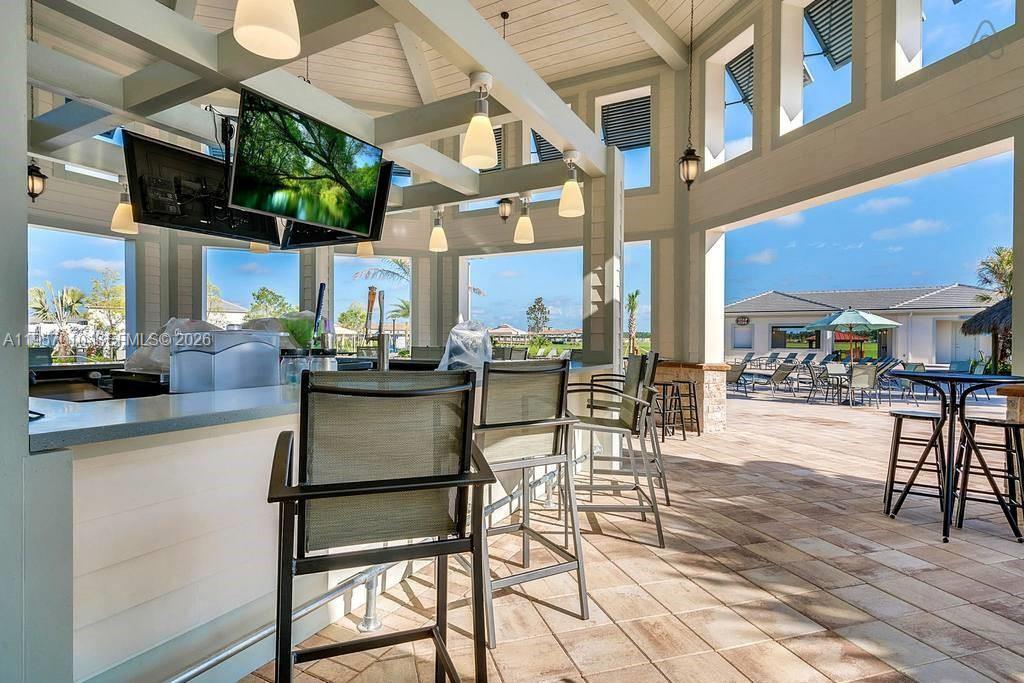 THE TERRACES AT STOREY LA - Residential