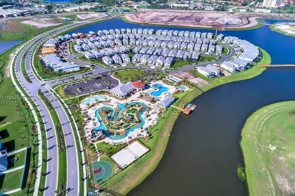 THE TERRACES AT STOREY LA - Residential