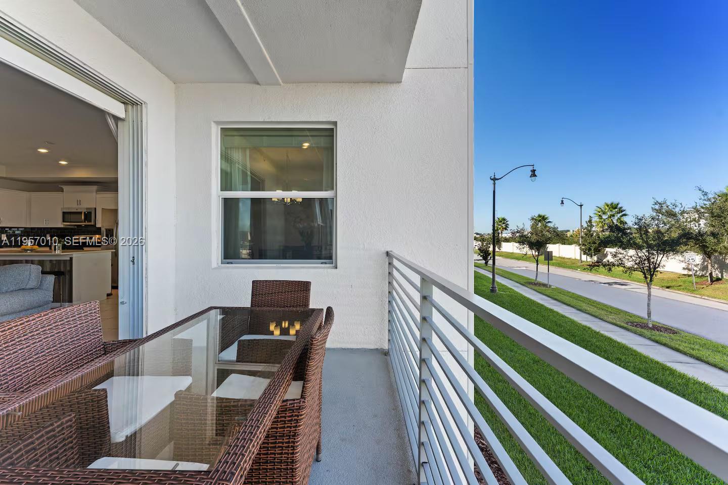 THE TERRACES AT STOREY LA - Residential