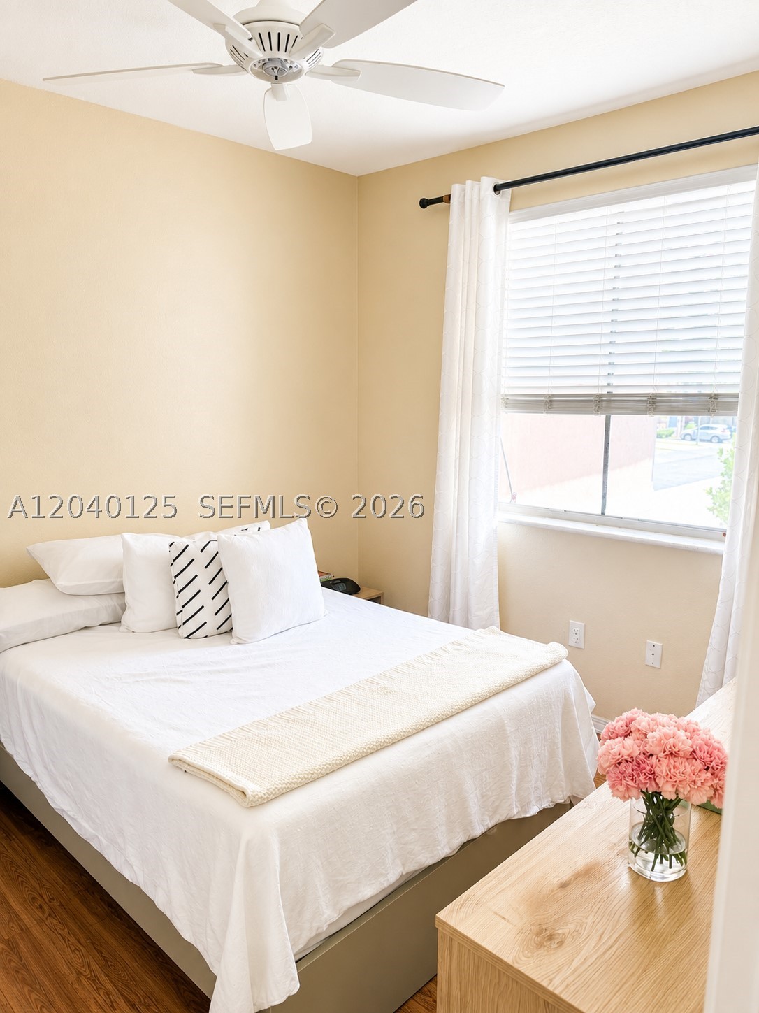 KENDALL BREEZE - Residential