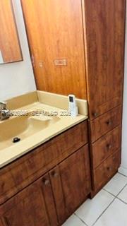COUNTRY CLUB MANORS SEC 3 - Residential Lease