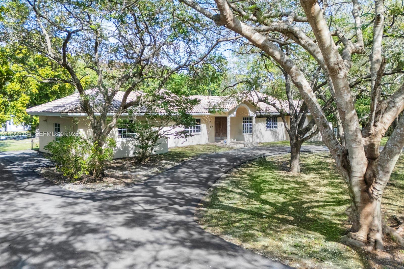 PINE TREE ESTATES - Residential
