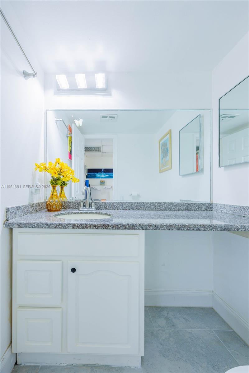 LIME BAY CONDOMINIUM 6 - Residential