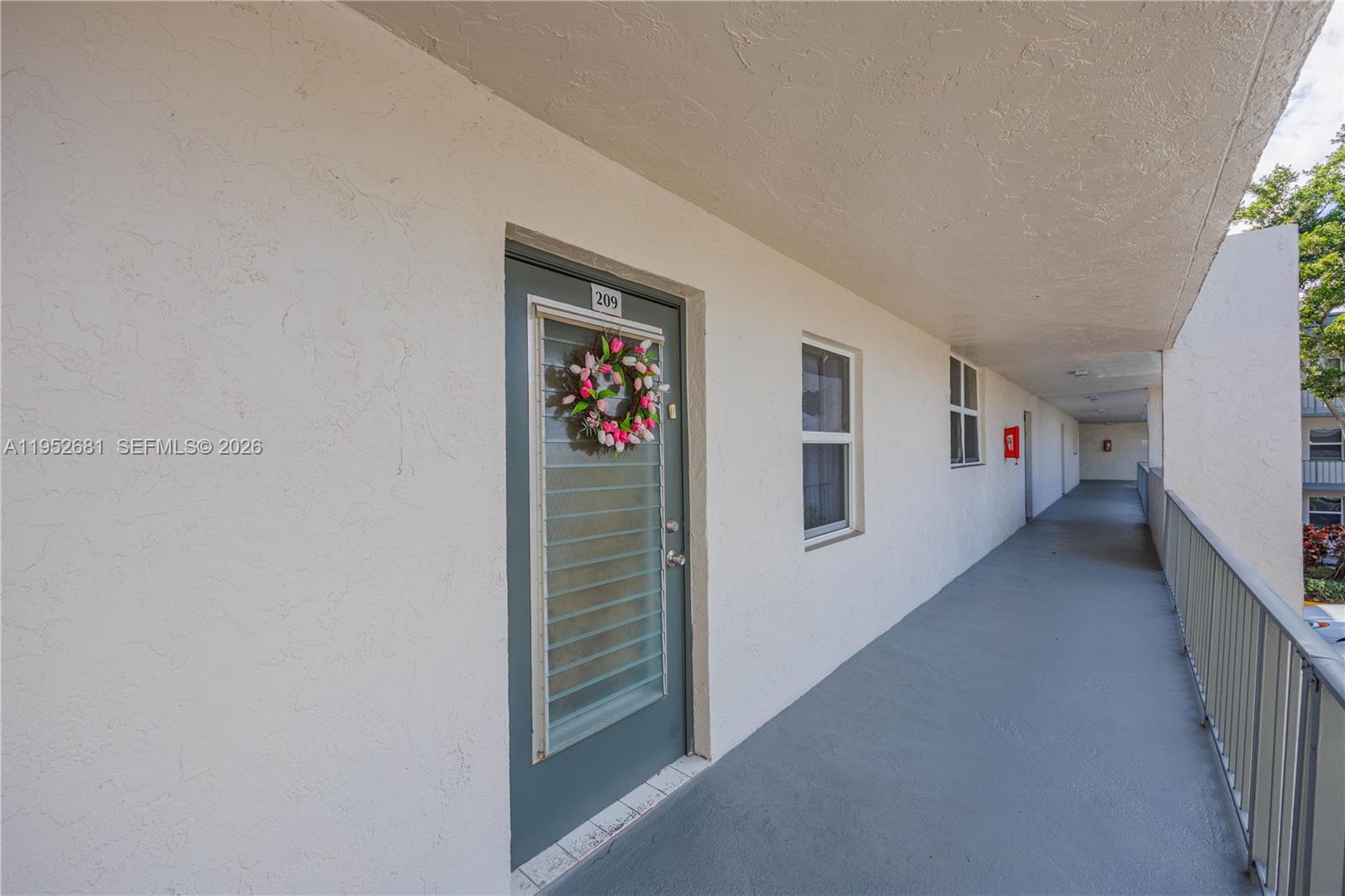 LIME BAY CONDOMINIUM 6 - Residential