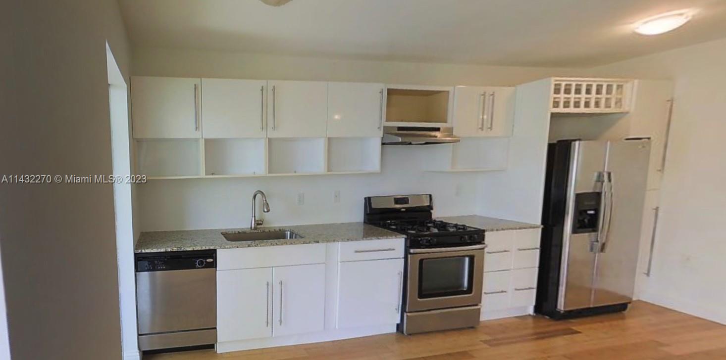TATUM WATERWAY SUB - Residential Lease