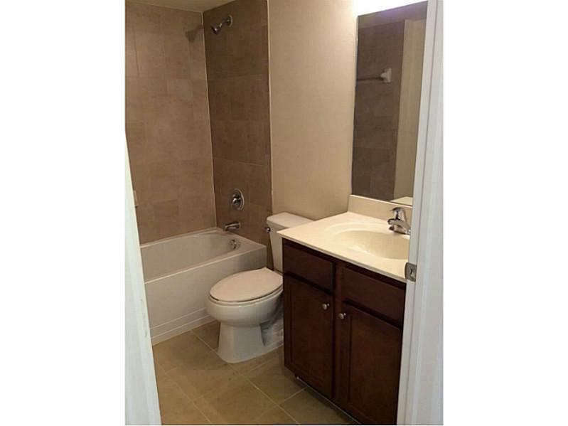 THE COURTS AT BAYSHORE - Residential Lease