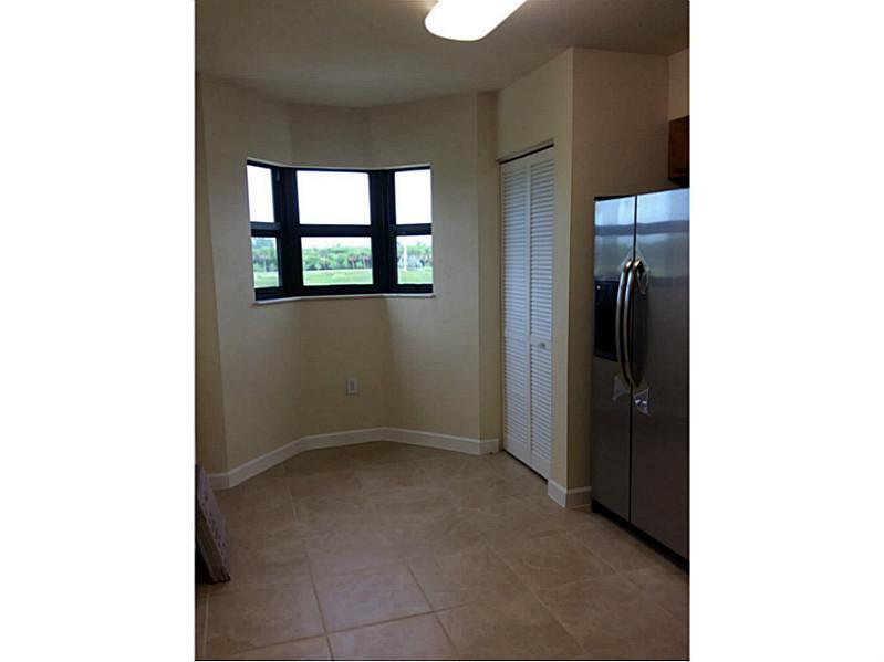 THE COURTS AT BAYSHORE - Residential Lease