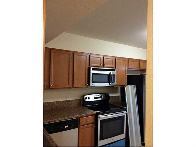 THE COURTS AT BAYSHORE - Residential Lease