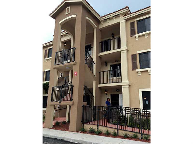 THE COURTS AT BAYSHORE - Residential Lease