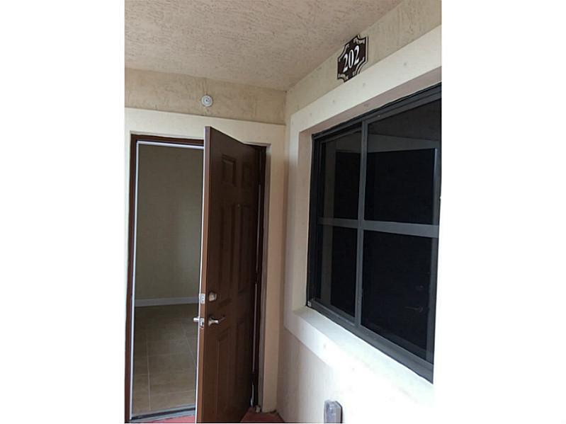 THE COURTS AT BAYSHORE - Residential Lease