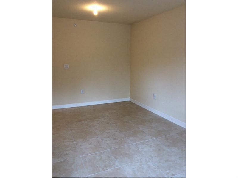 GREAT COMMUNITY , GATED WITH AMENITIES SUCHA AS POOL, PLAY AREA, GYM, CLUBHOUSE . THIS UNIT OFFERS 2 BEDROOMS, 2 BATHS WITH STAINLESS STEEL APPLIANCES AND GRANITE COUNTERTOPS IN KITCHEN. TILE IN COMMON AREAS AND CARPET IN BEDROOMS.